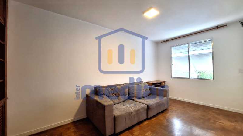 P Praia 5 - 5