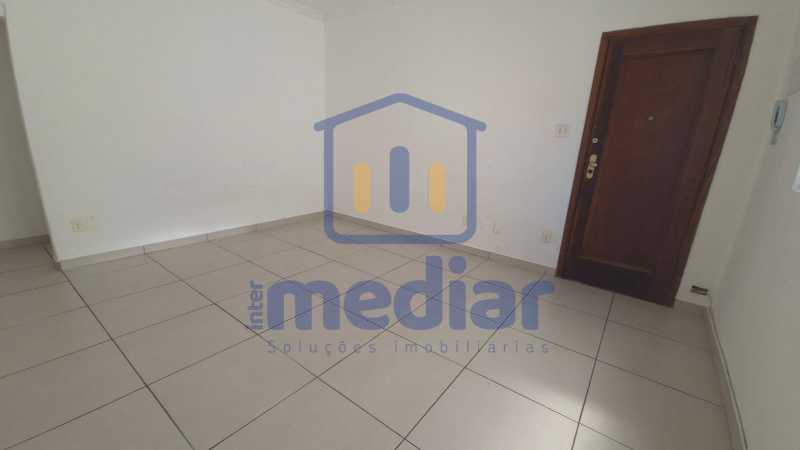 01 SALA 4 - 5