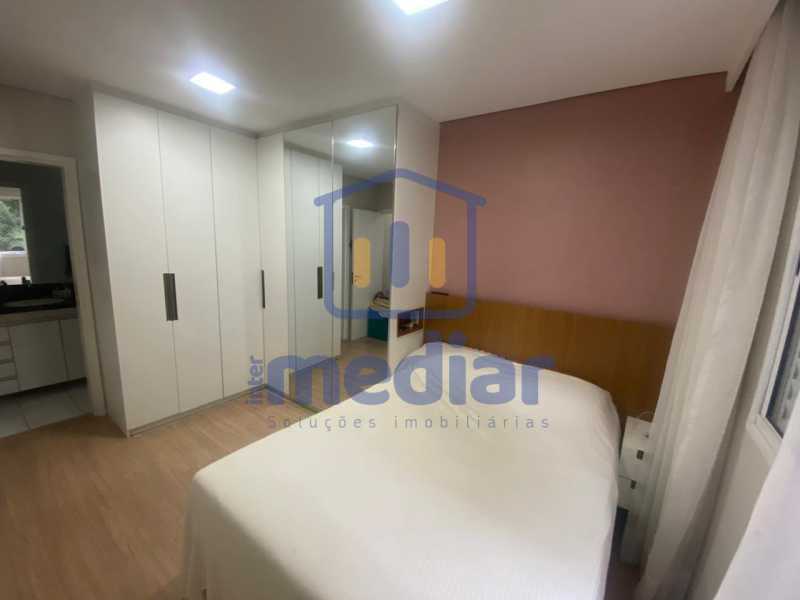 suite - 21