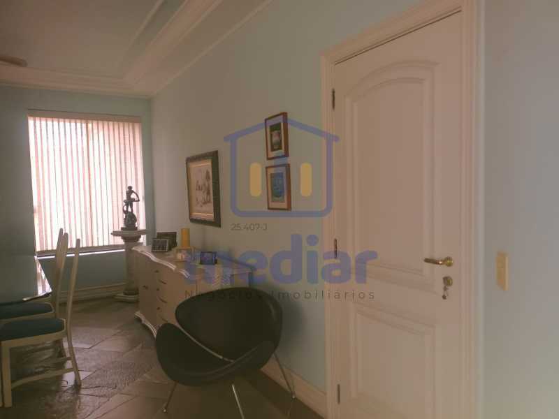 5a1b6410-6b2b-4250-9137-25b6d3 - 4