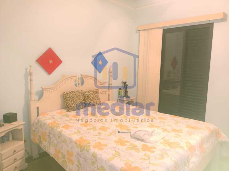 9b5dd697-74c0-4676-8ed8-37d9fc - 9