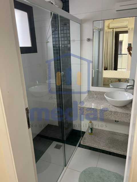 e27dc8ed-f945-42e9-8096-101631 - 18