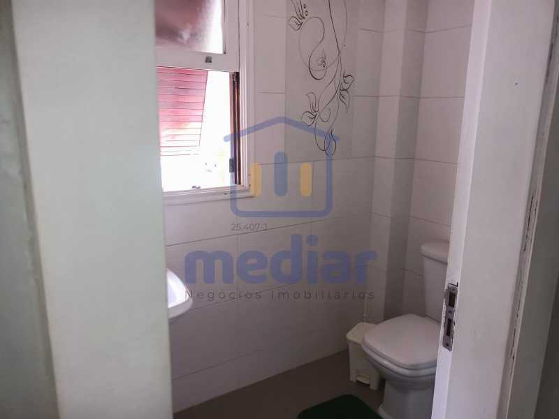 8c35e928-3bf1-4994-b740-784744 - 14