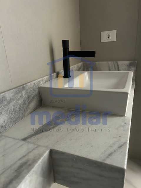 d190b314-26c9-4f93-a793-2587c4 - 25