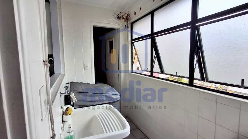 Área de Serviço - 6