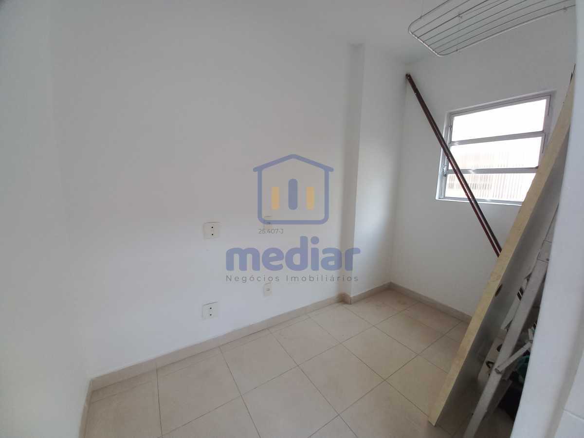Quarto de Serviço - 9