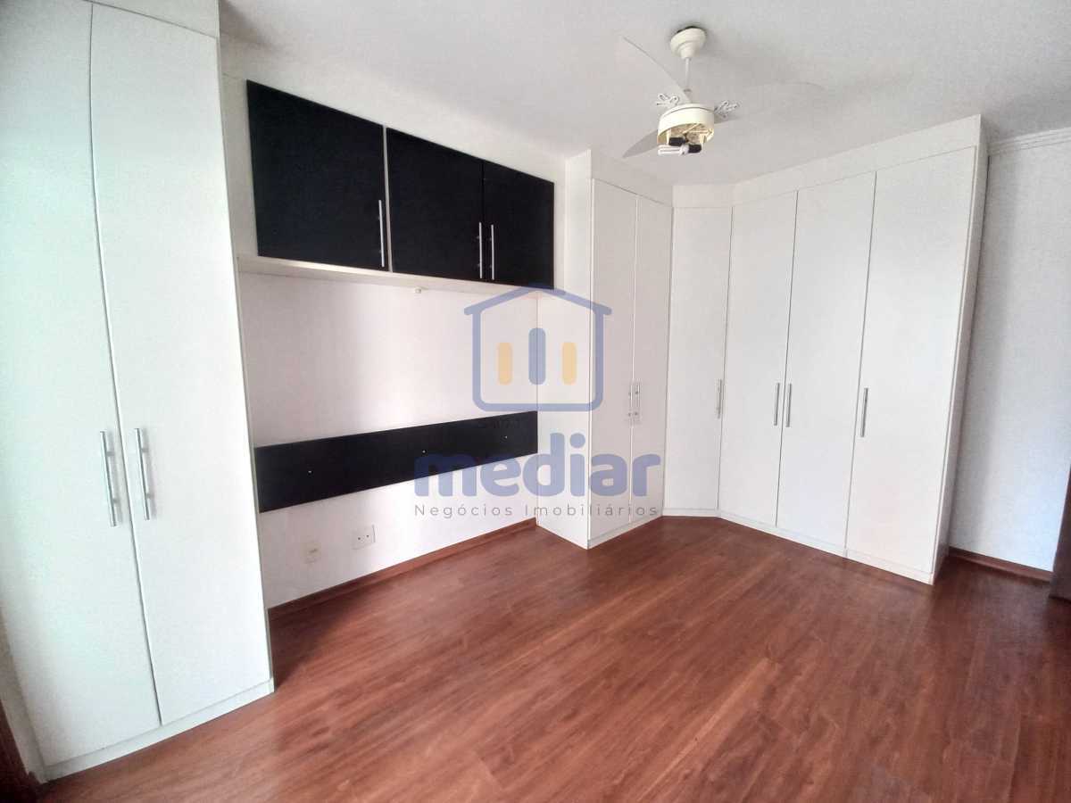 Quarto - 15