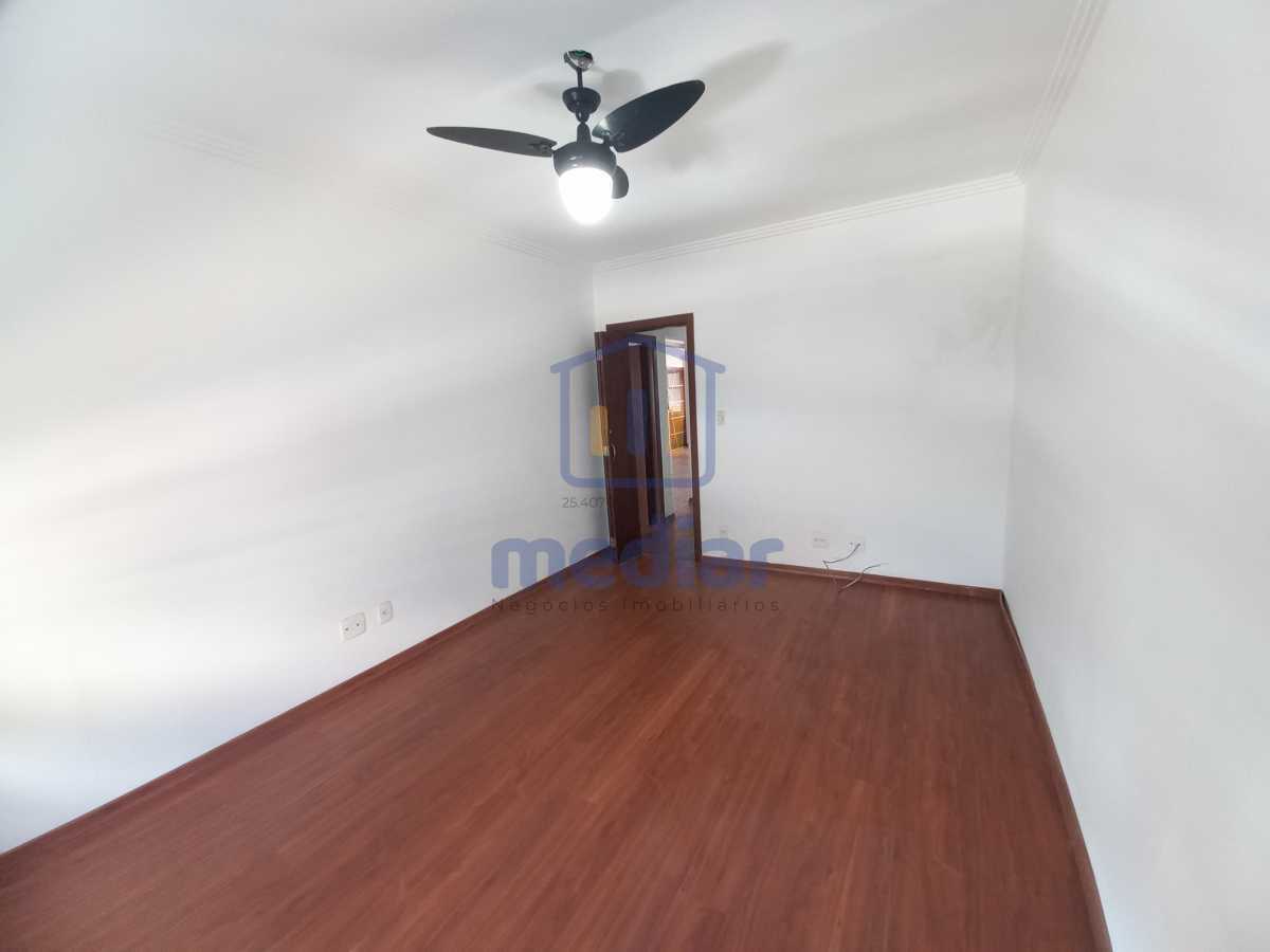 Quarto 2 - 17