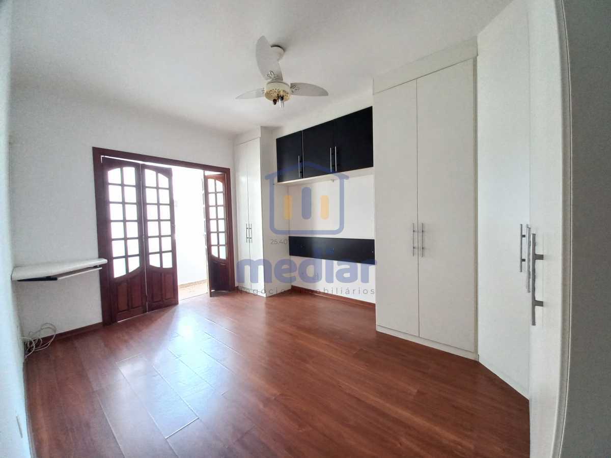 Quarto - 14