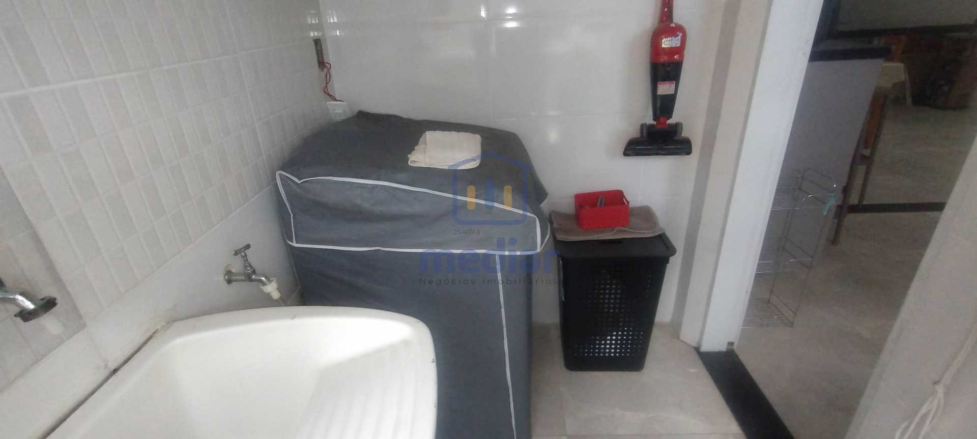 Área de Serviço - 8