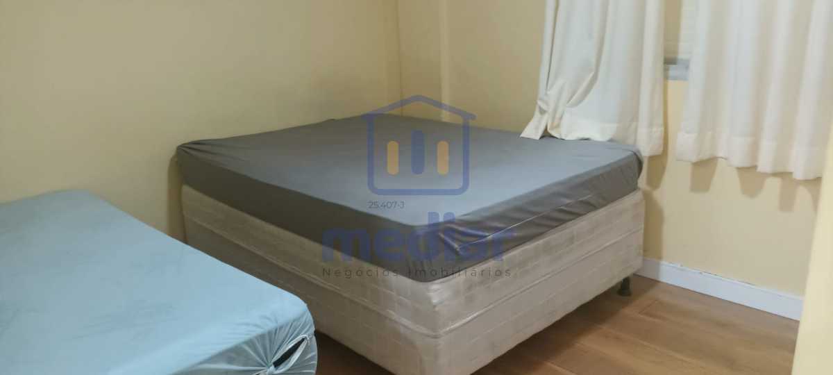 d4329ec8-30ad-40fb-b90a-c2b23e - 11