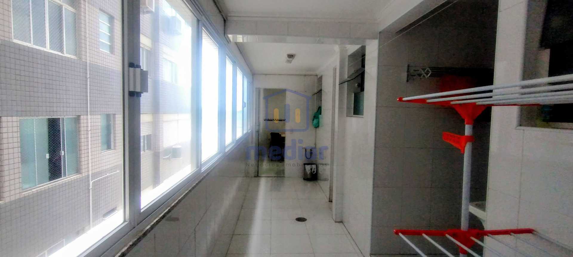 Área  de Serviço  - 10