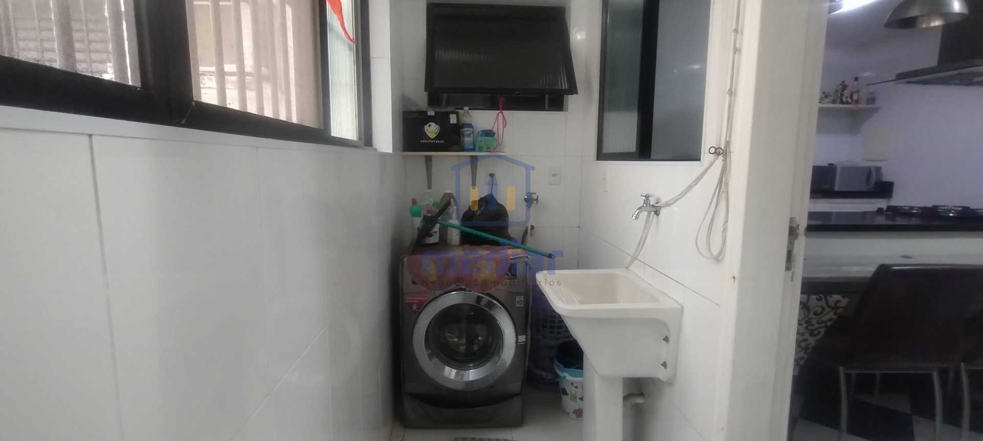 Área de Seviço - 9