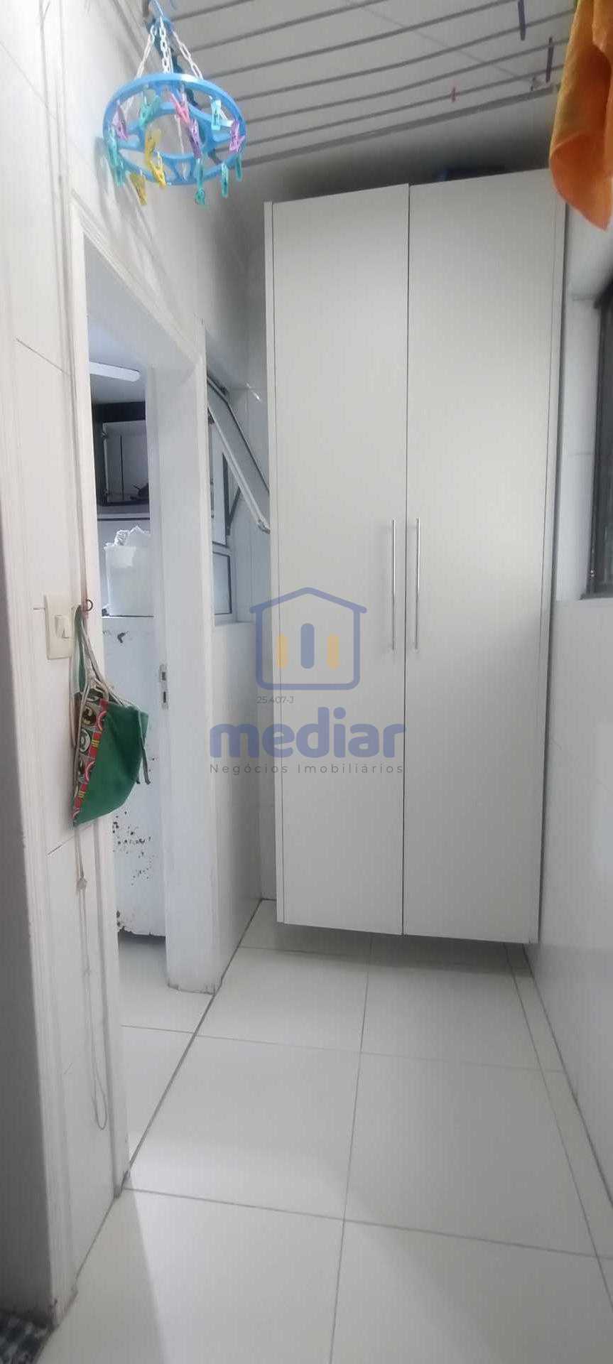 Área de Serviço - 10