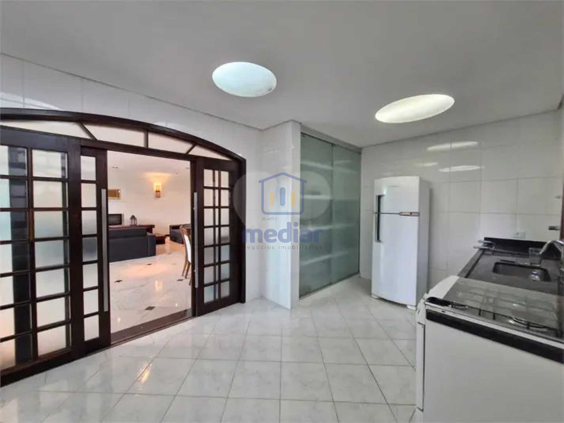 f17db492-c6b4-4913-a05f-2045df - 14