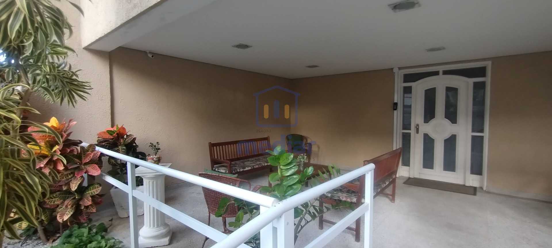 Entrada do Prédio - 25