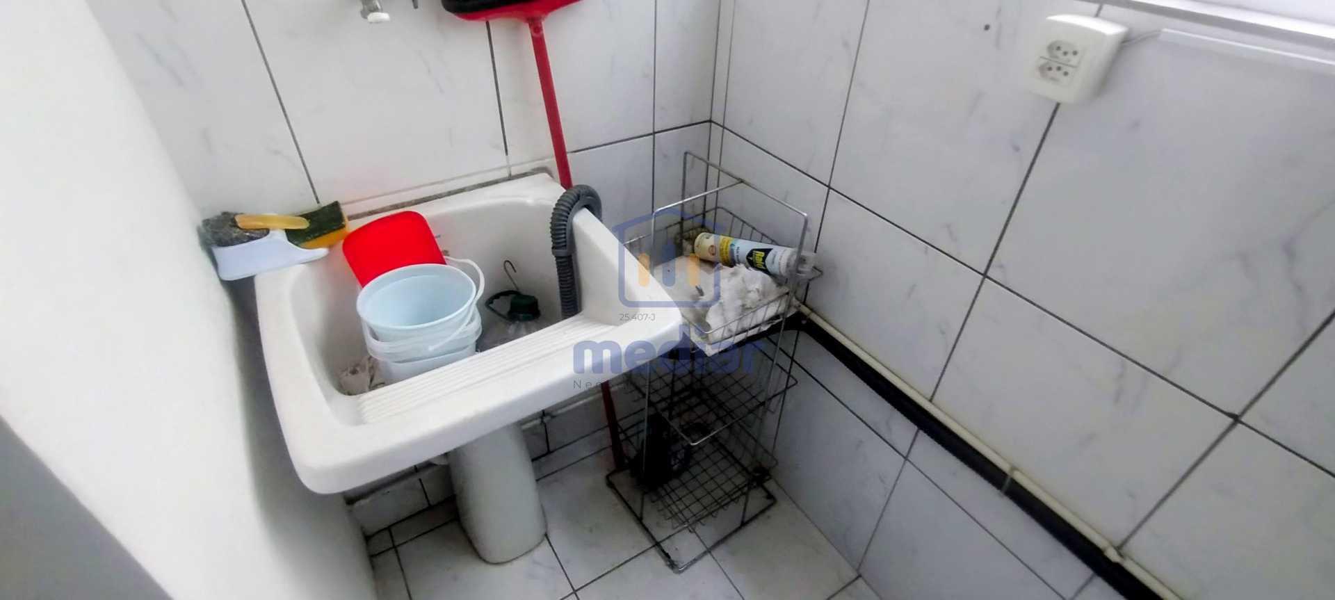 Área de Serviço - 7