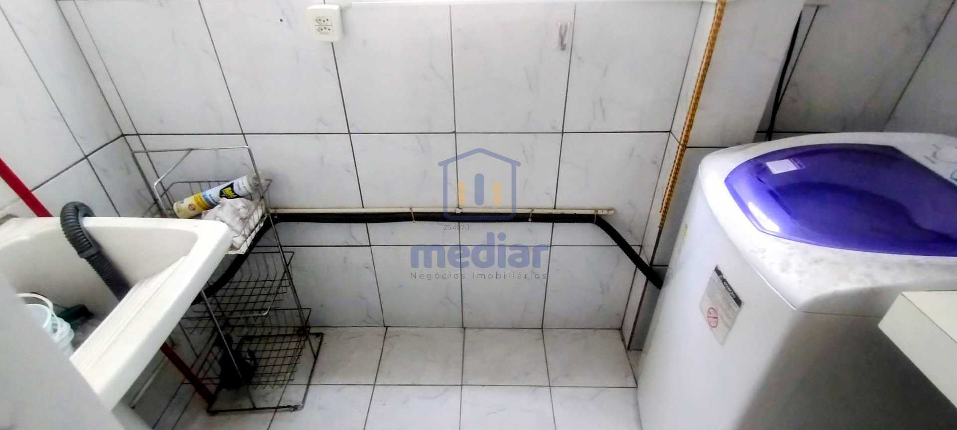 Área de Serviço - 8