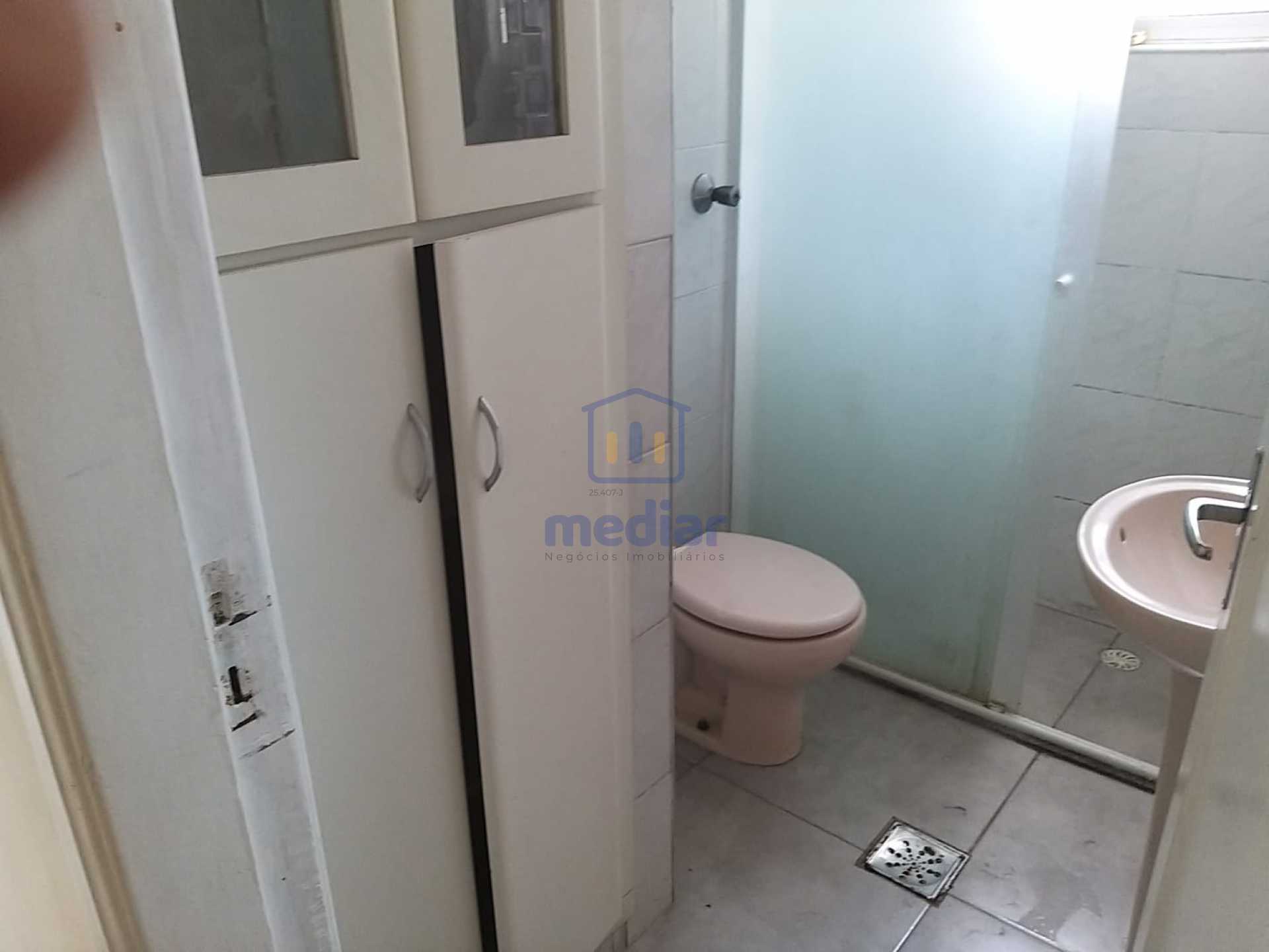 d4364426-1fbb-4074-b54a-6a8fff - 12