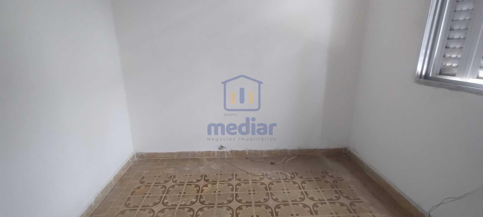 Quarto - 8