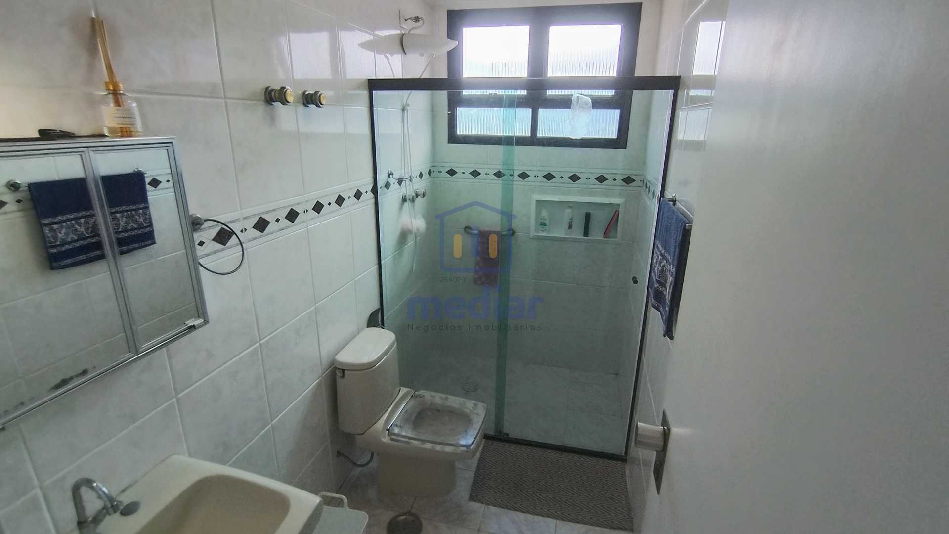 12 Banh Social AA - 11