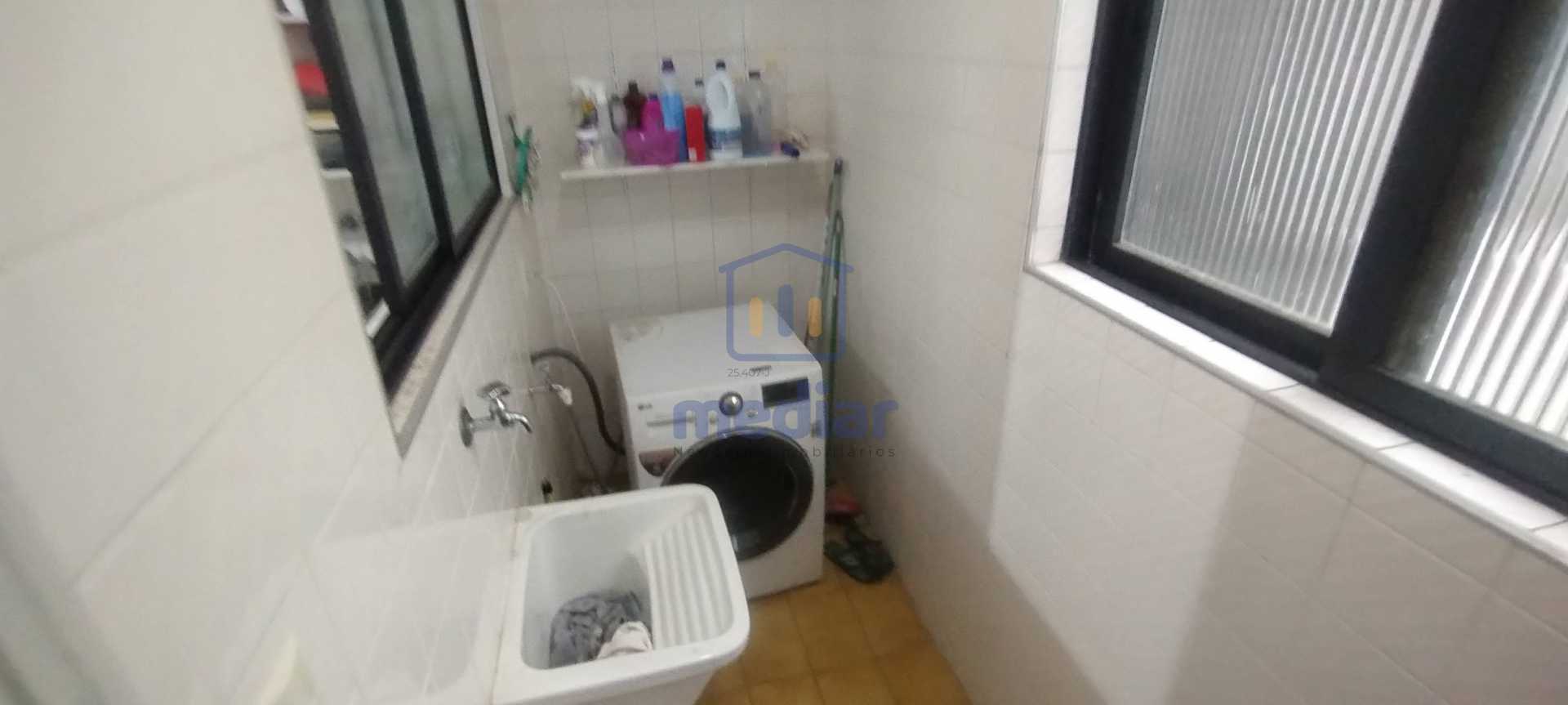 Área de Serviço - 19