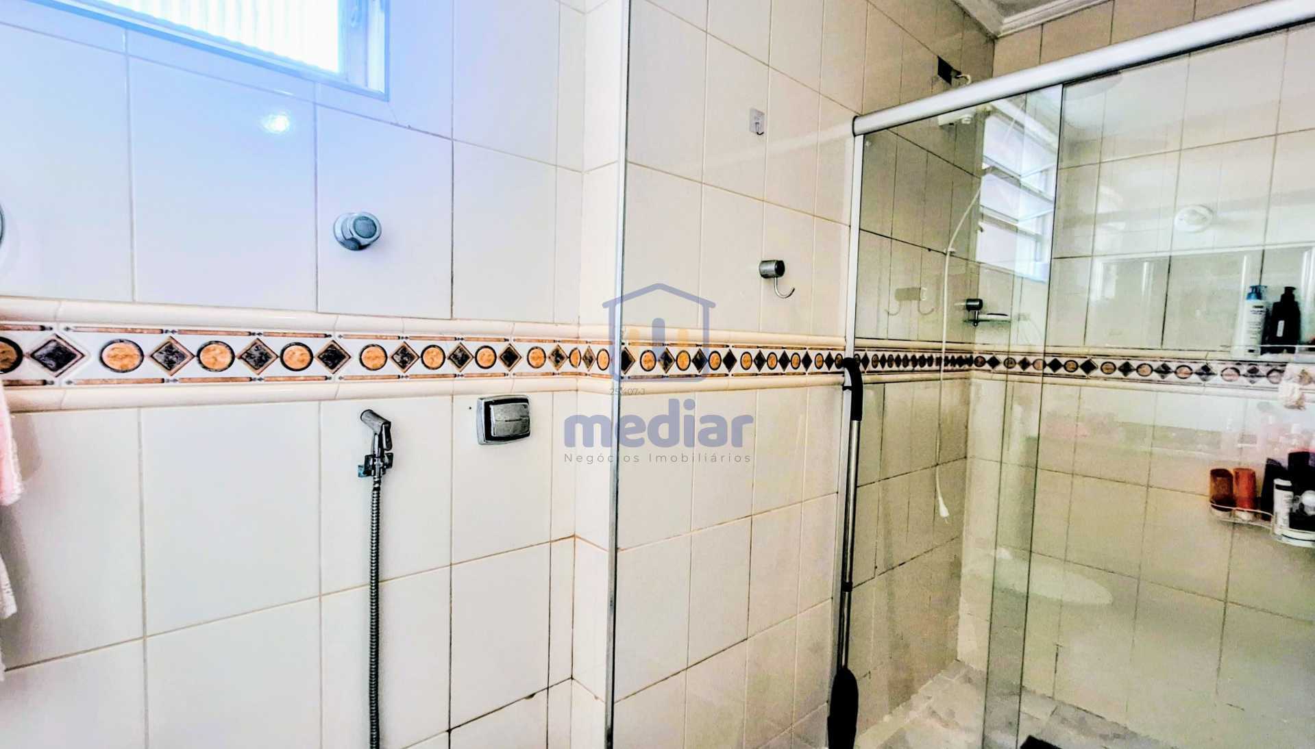 Banheiro suíte - 19