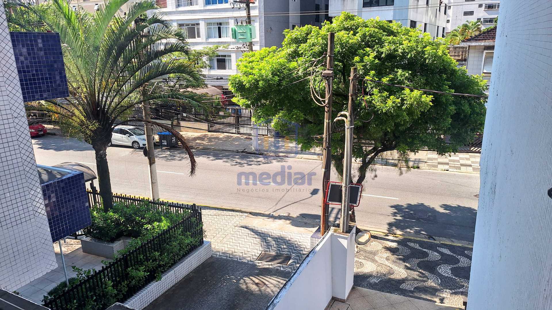 Vista lateral da rua - 20