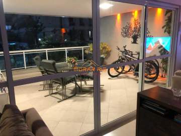 Apartamento luxo a venda no Recreio - MRAP40008