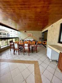 Ótima localização - Apartamento a venda na 1ª quadra da praia do Recreio - MRAP30070