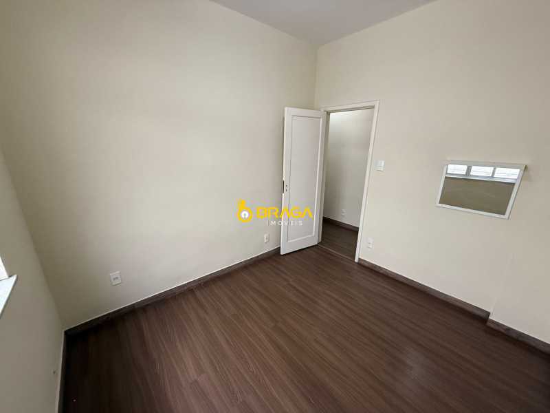 WhatsApp Image 2025-10-15 at 1 - 4