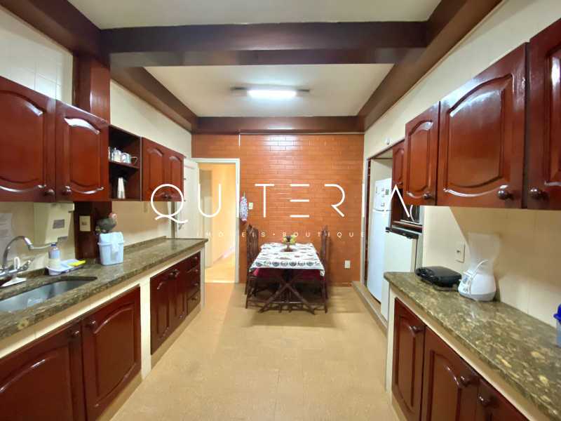 Conheça 3 quartos 1 vaga portaria 24h do imóvel - Excelente apartamento em localização privilegiada, próximo as praias de Ipanema, Arpoador e Posto 6. São três quartos, vaga e portaria 24h. - MQAP30270 - 19 3 quartos 1 vaga portaria 24h - 19