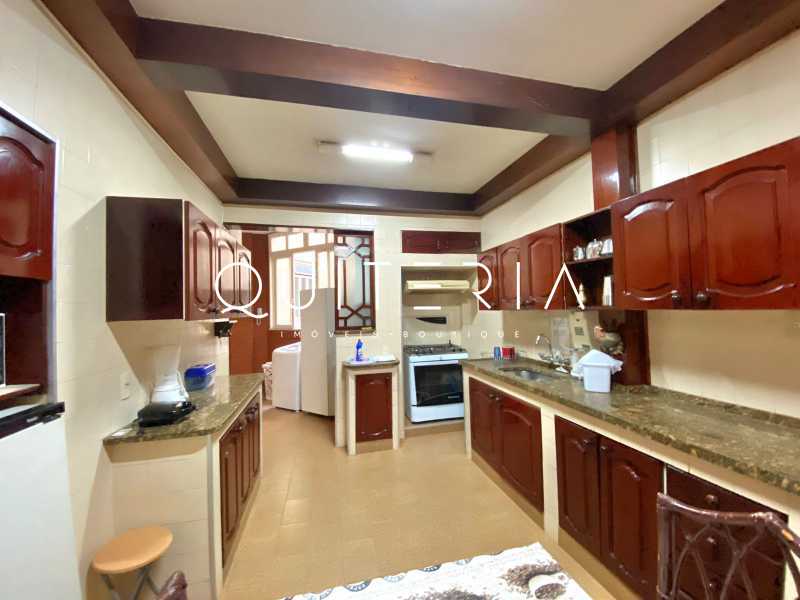 Conheça 3 quartos 1 vaga portaria 24h do imóvel - Excelente apartamento em localização privilegiada, próximo as praias de Ipanema, Arpoador e Posto 6. São três quartos, vaga e portaria 24h. - MQAP30270 - 20 3 quartos 1 vaga portaria 24h - 20