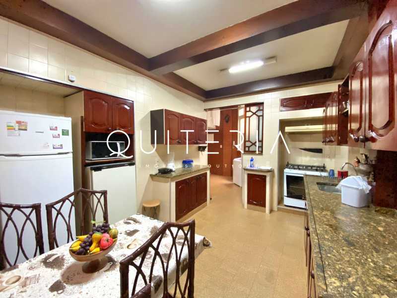 Conheça 3 quartos 1 vaga portaria 24h do imóvel - Excelente apartamento em localização privilegiada, próximo as praias de Ipanema, Arpoador e Posto 6. São três quartos, vaga e portaria 24h. - MQAP30270 - 21 3 quartos 1 vaga portaria 24h - 21