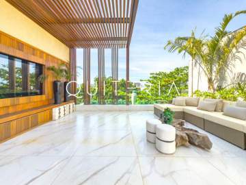 Espetacular - Excelente cobertura totalmente reformada e decorada por arquiteto renomado, com mobiliada exclusiva e de alto luxo à venda no Jardim Oceânico. - MQCO30136