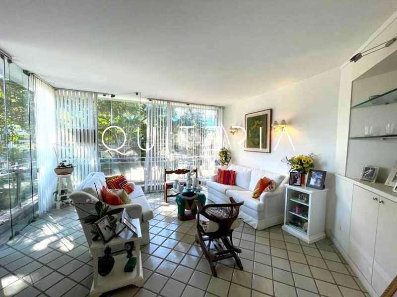 1795_G1691431359 - 12