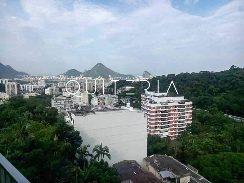 2230_G1696943146 - 3