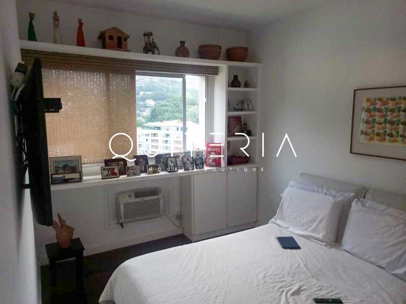 2230_G1696943166 - 8