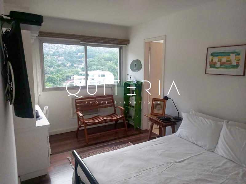 2230_G1696943179 - 12