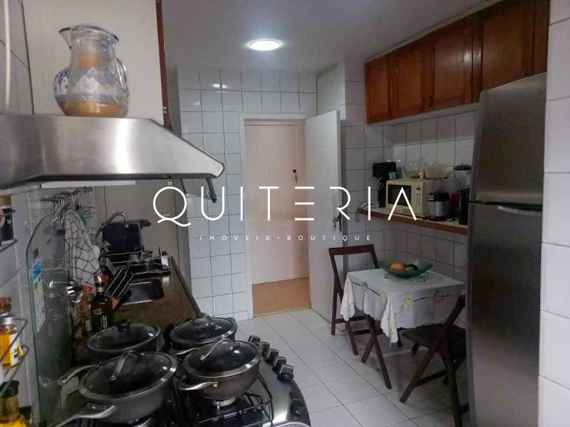 2230_G1696943207 - 16