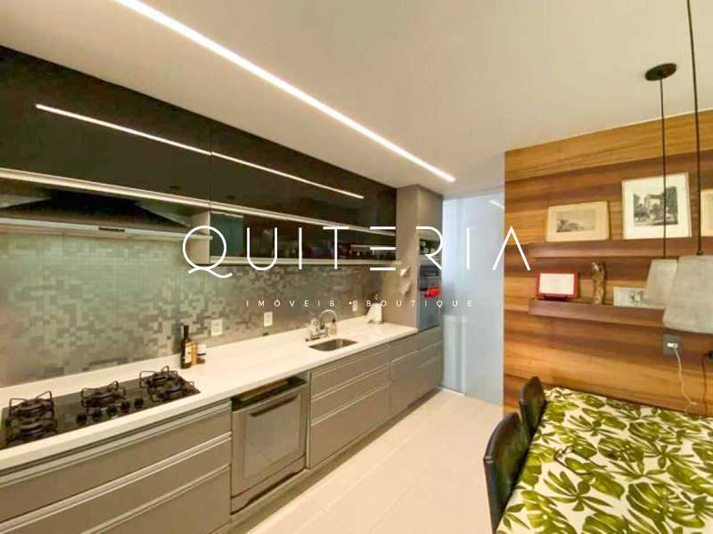 2250_G1697476870 - 17