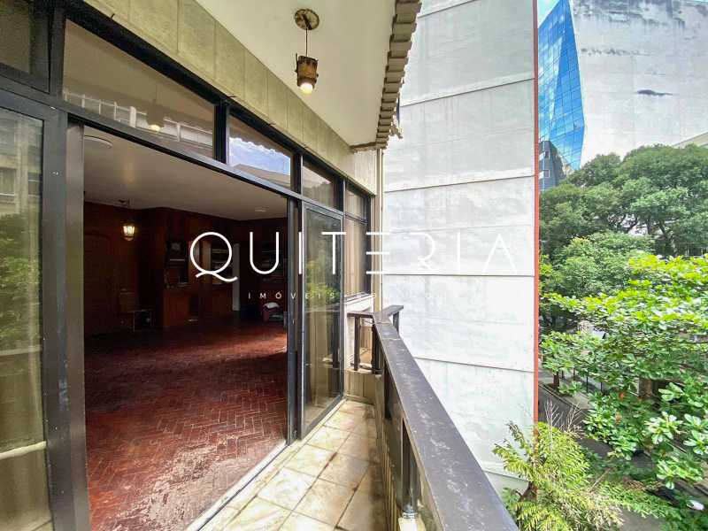 4 quartos 2 suítes 2 vagas 24h - 5