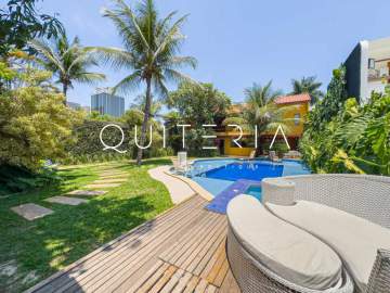 Jardim Oceânico, 600m², Casa de Luxo , piscina , área Gourmet, 4 suítes, vaga de garagem - MQCN60008