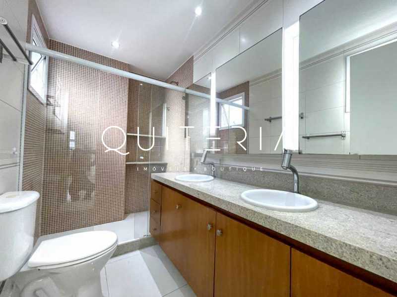 2690_G1705586144 - 17