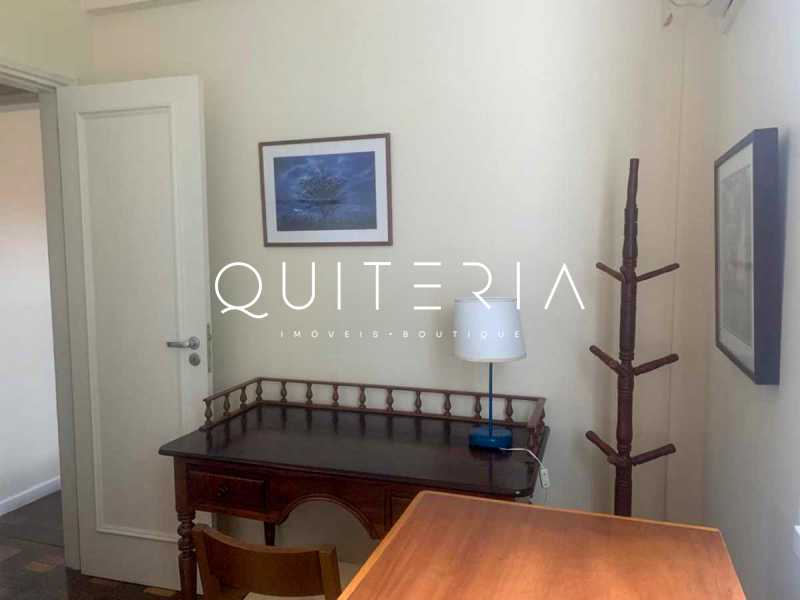 3095_G1714052122 - 8