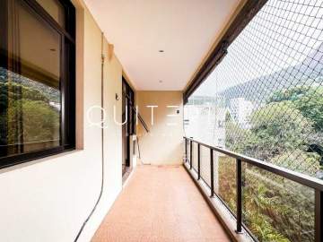 Espetacular - Excelente apartamento com vista espetacular para o Cristo Redentor. São três quartos suíte, varanda, duas vagas, infraestrutura e portaria 24h. - MQAP31170