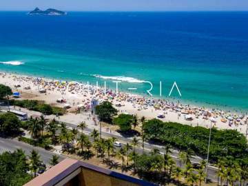 Apartamento de Luxo Frente Mar no Posto 4 | 4 Quartos, Varanda, 3 Vagas e Condomínio Clube - MQAP40692