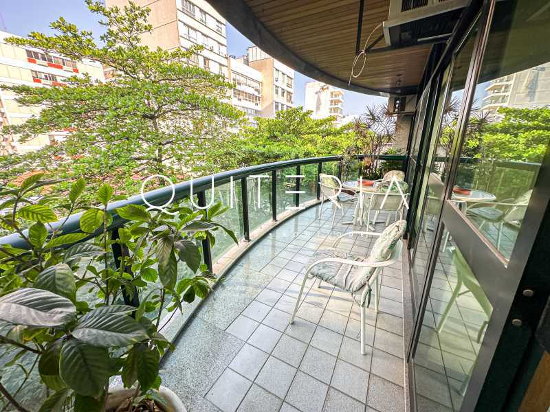 LICO30246-71 - 2