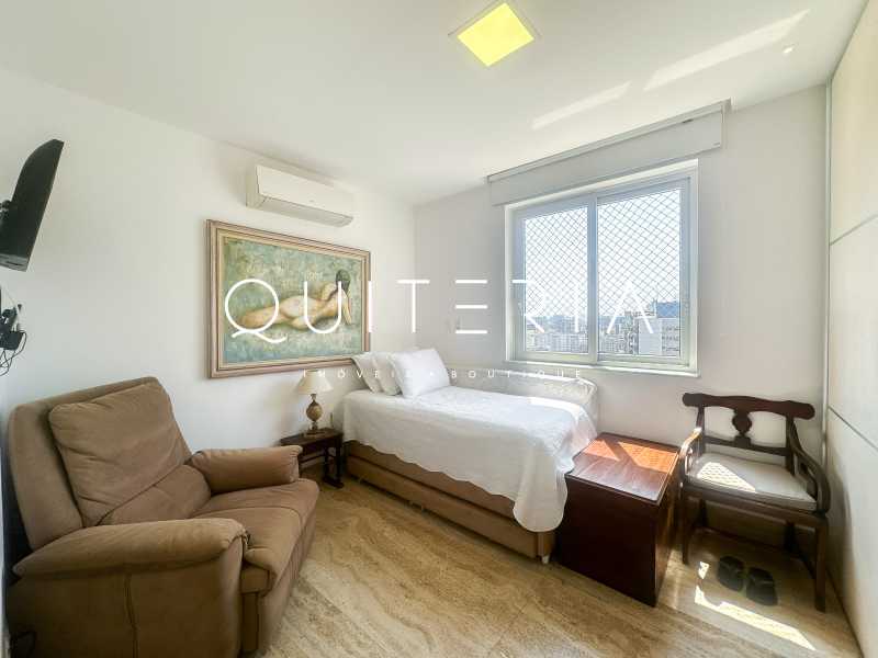 LICO30246-36 - 8