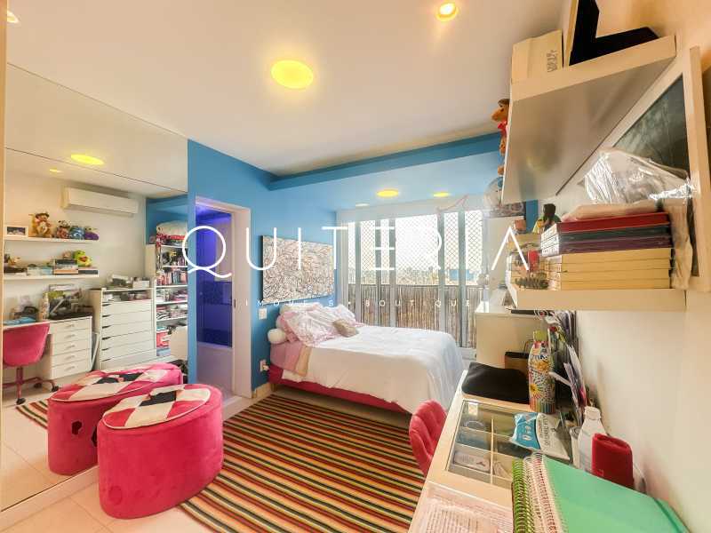 LICO30246-57 - 19